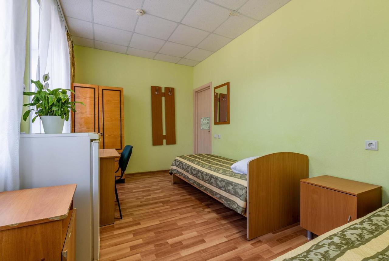 Gostinica Bolsoi Ural Hotel Jekaterynburg Zewnętrze zdjęcie