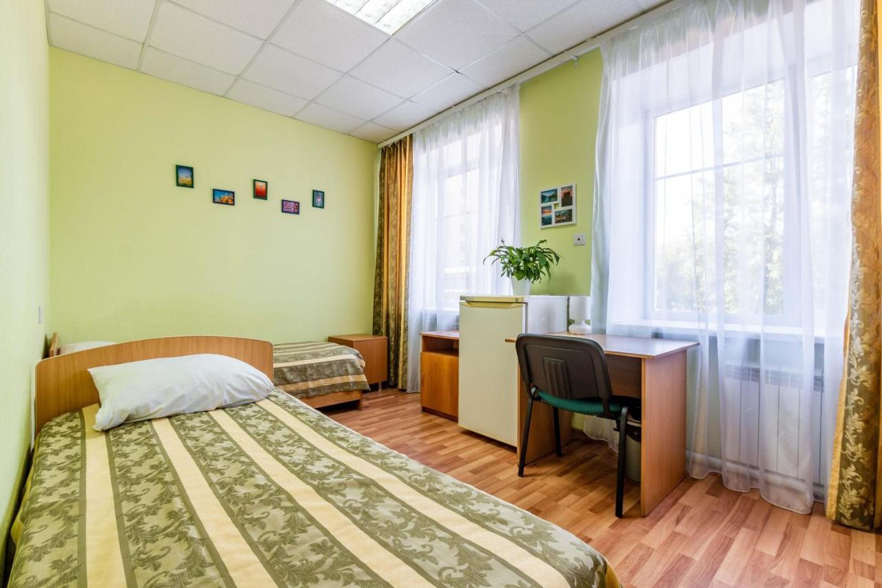 Gostinica Bolsoi Ural Hotel Jekaterynburg Zewnętrze zdjęcie